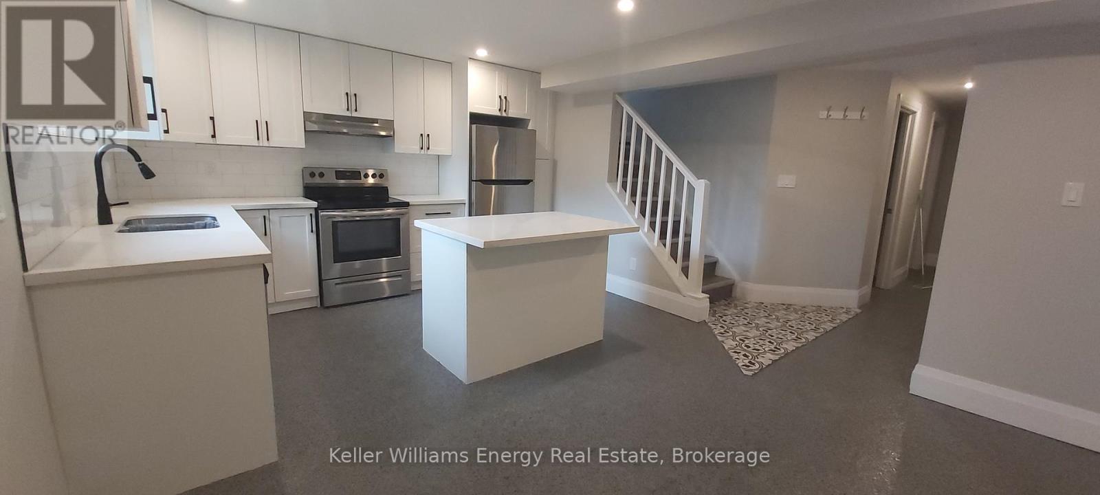 Lower - 634 Wilson Road N, Oshawa, Ontario  L1G 6E9 - Photo 2 - E13469650