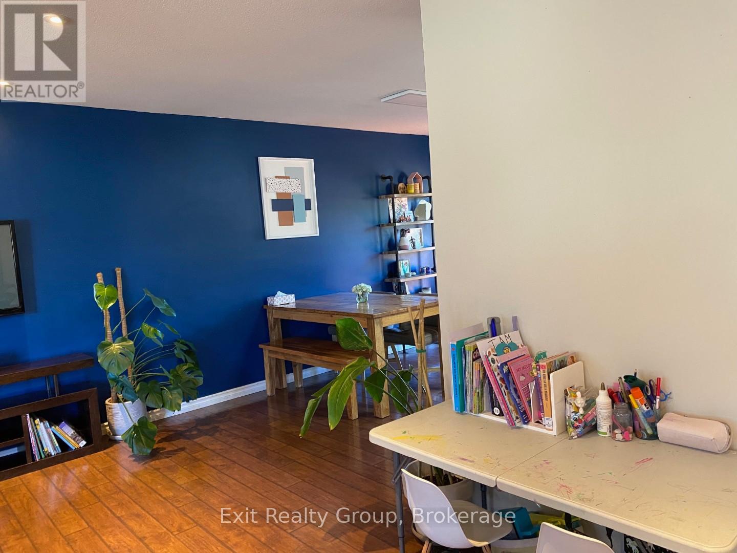 11 Somerset Street, Quinte West, Ontario  K8V 5T7 - Photo 4 - X13469602