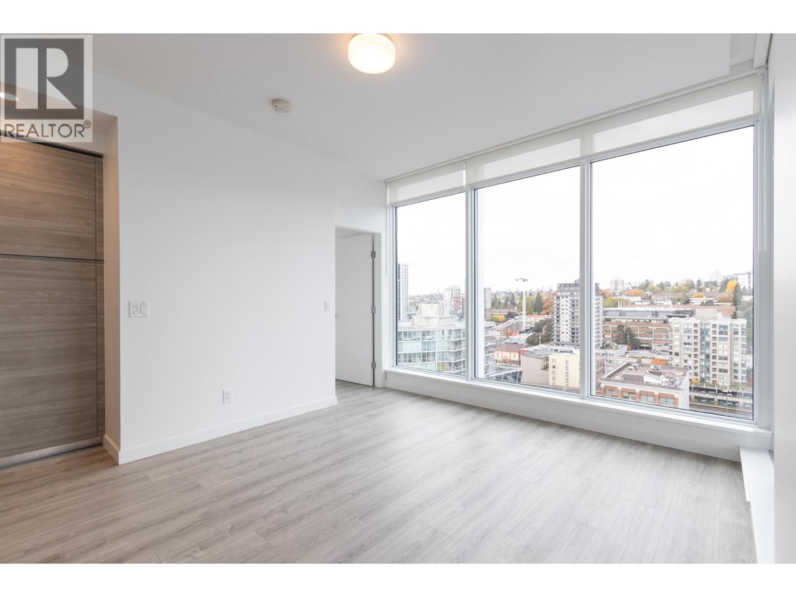 1704 680 Quayside Drive, New Westminster, British Columbia V3M 0P2 - Photo 11 - R3137996