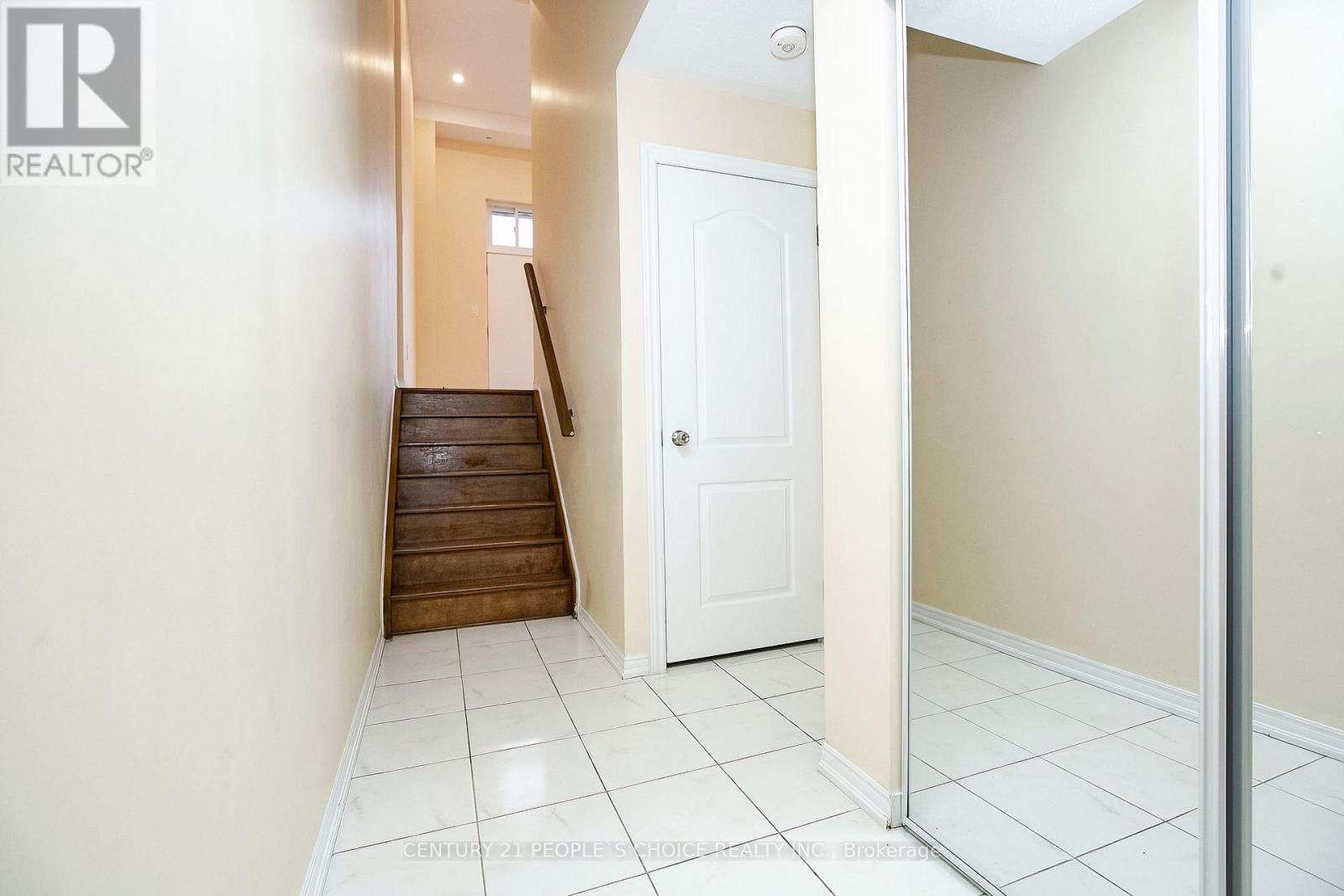 117 - 23 Darras Court, Brampton, Ontario  L6T 1W7 - Photo 4 - W13467698