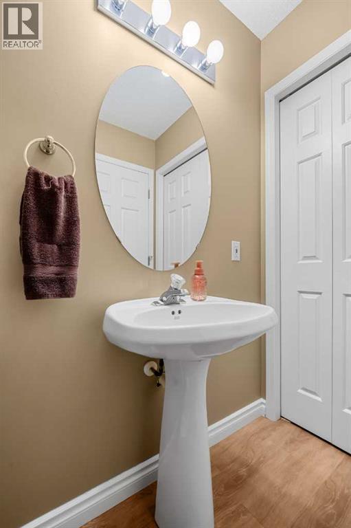 22 Mt Mckenzie Villas Se, Calgary, Alberta  T2Z 2P9 - Photo 26 - A2321918