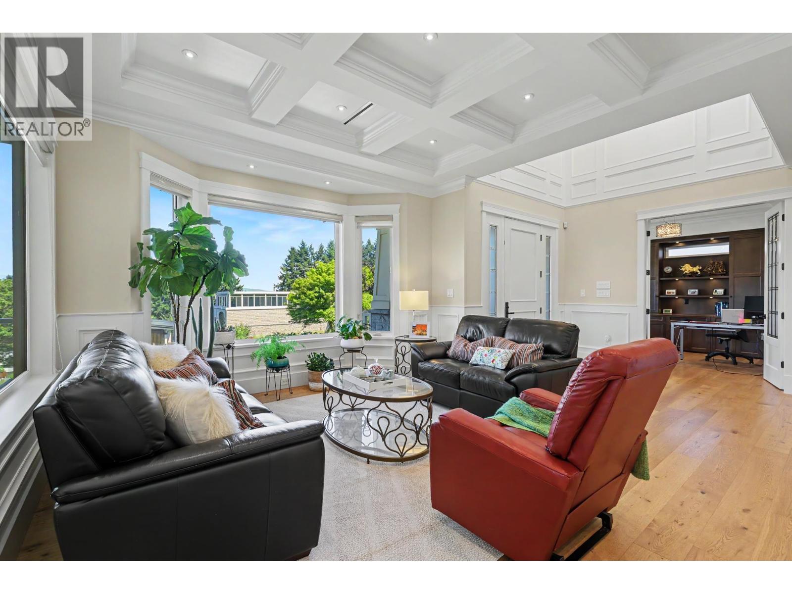 5635 Oakglen Drive, Burnaby, British Columbia V5H 3M4 - Photo 9 - R3136643