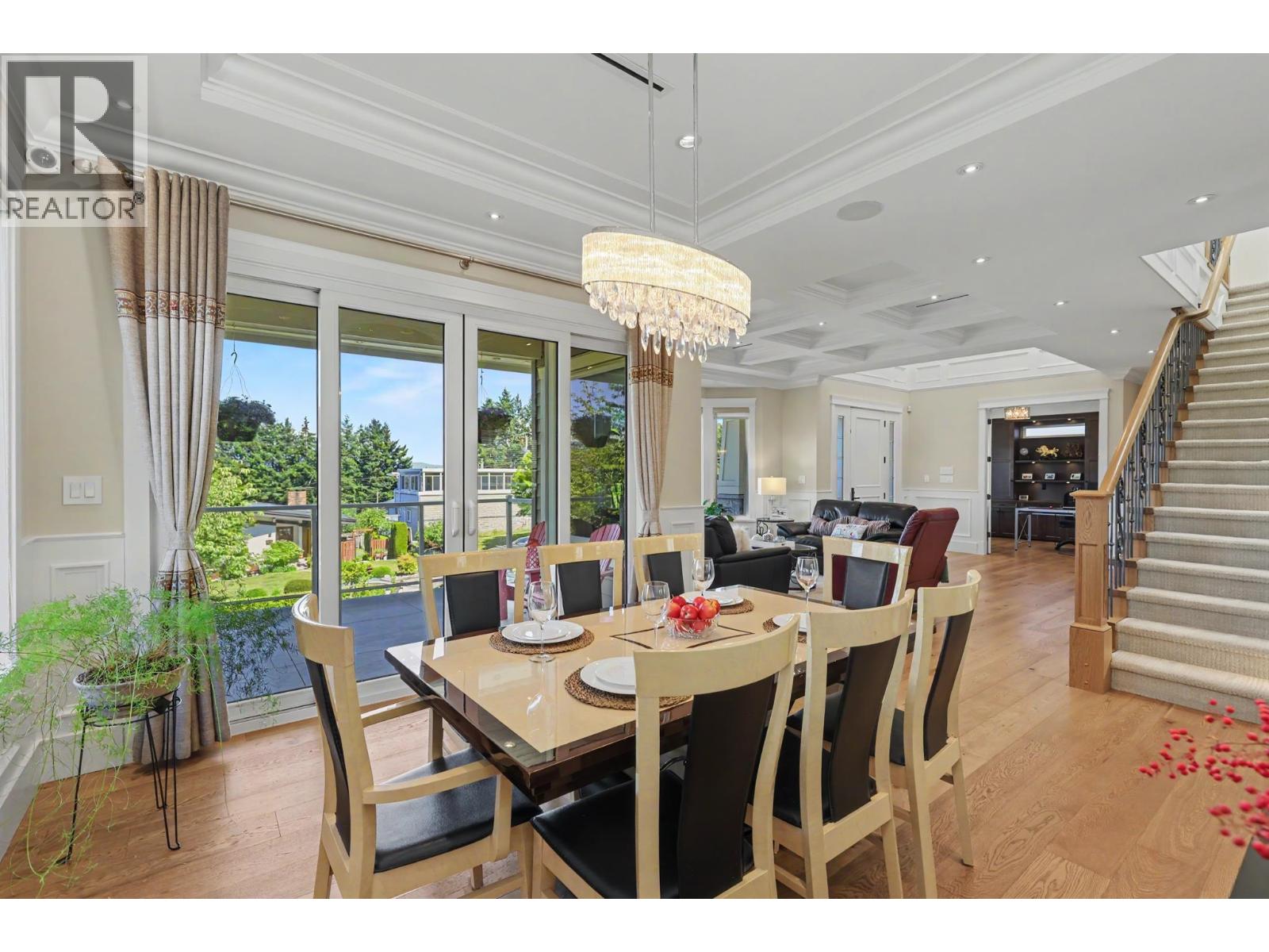 5635 Oakglen Drive, Burnaby, British Columbia V5H 3M4 - Photo 12 - R3136643