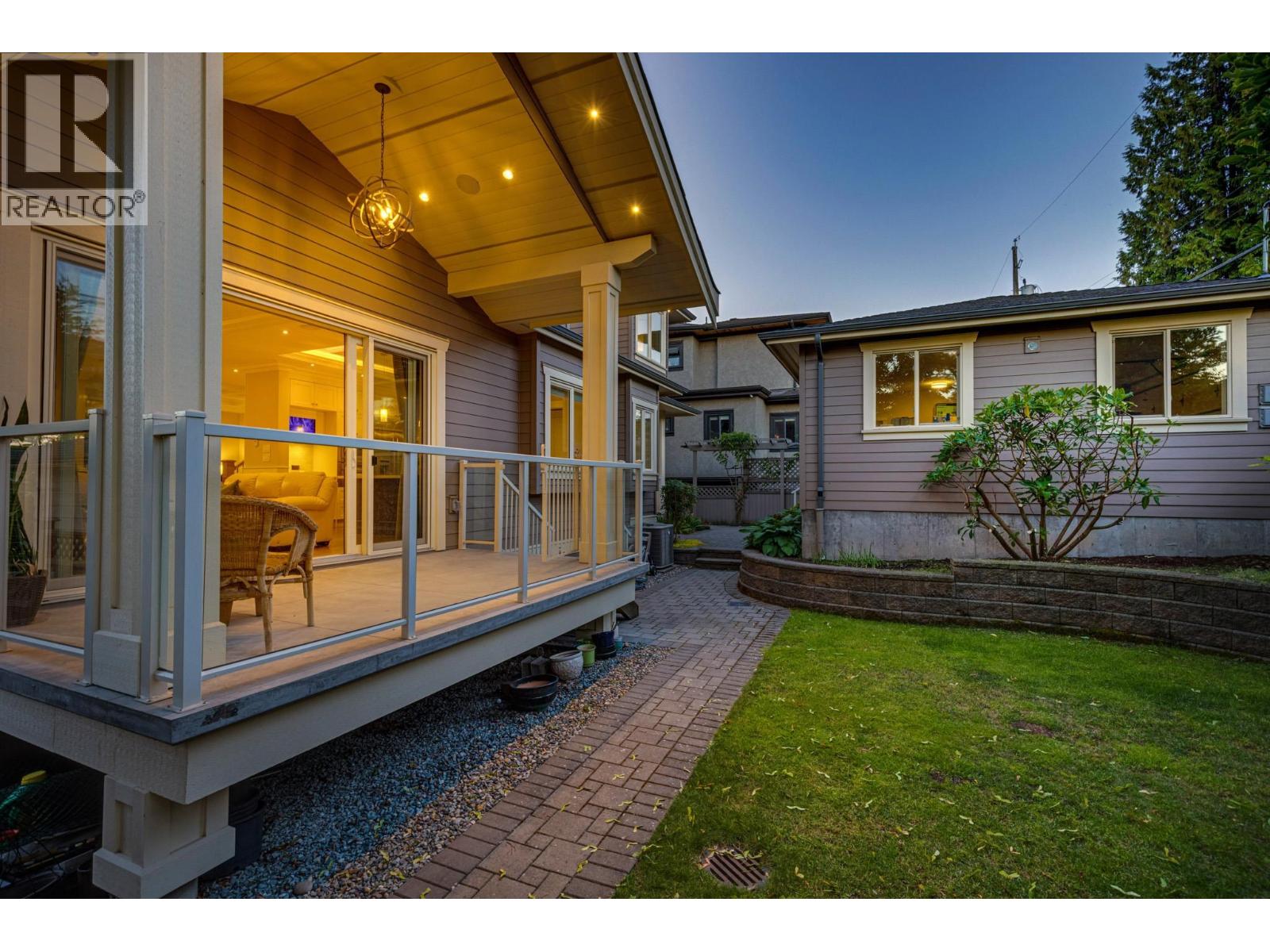 5635 Oakglen Drive, Burnaby, British Columbia V5H 3M4 - Photo 36 - R3136643