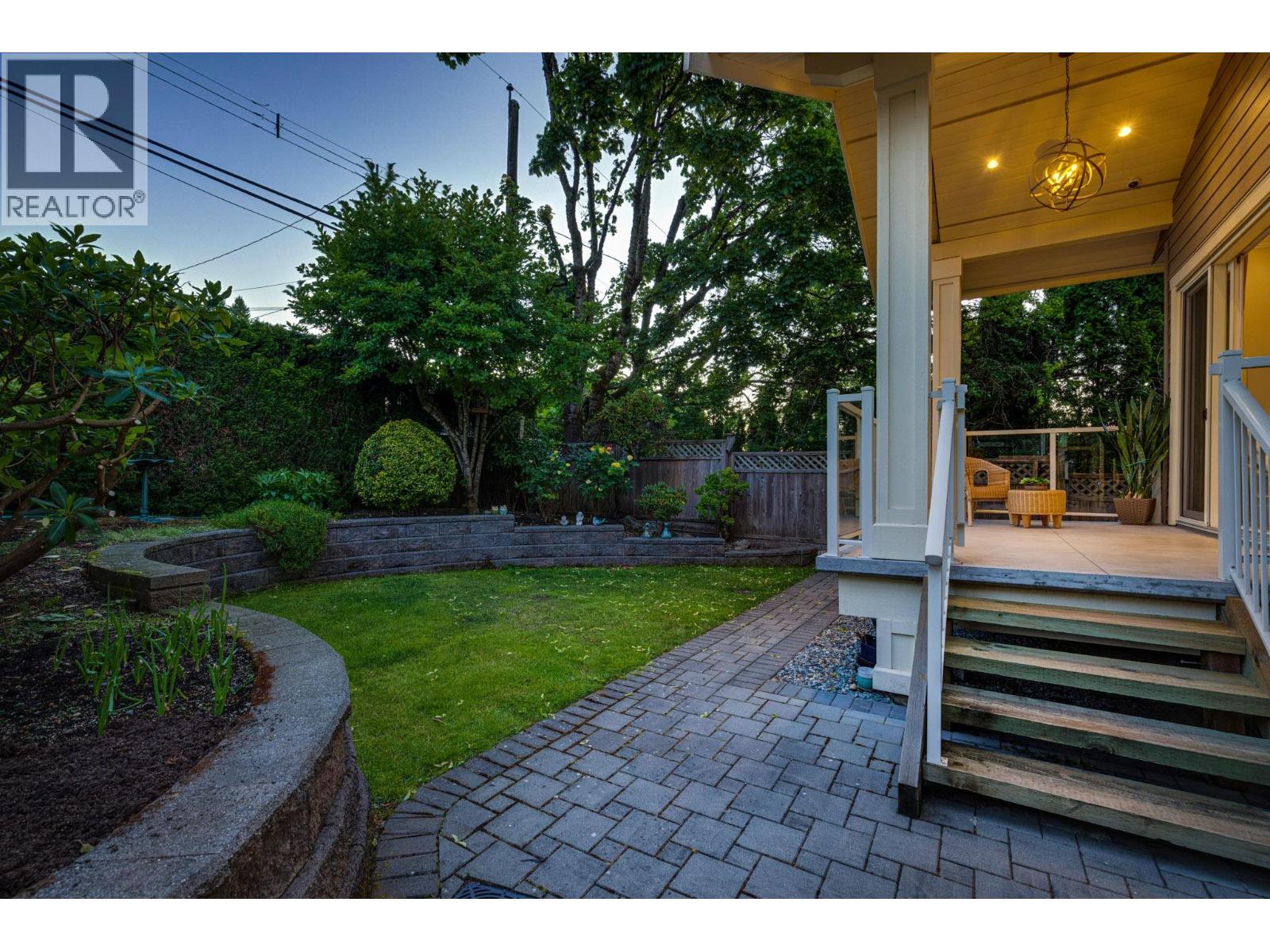 5635 Oakglen Drive, Burnaby, British Columbia V5H 3M4 - Photo 37 - R3136643