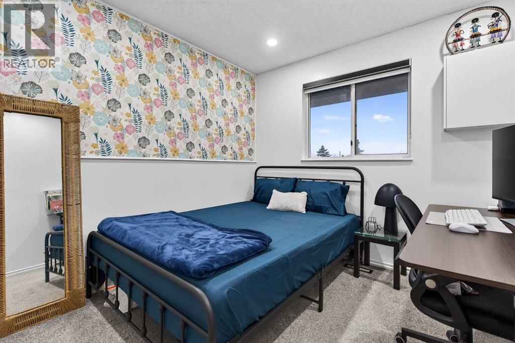 91 Martinwood Court NE, Calgary, Alberta  T3J 3H2 - Photo 24 - A2316529