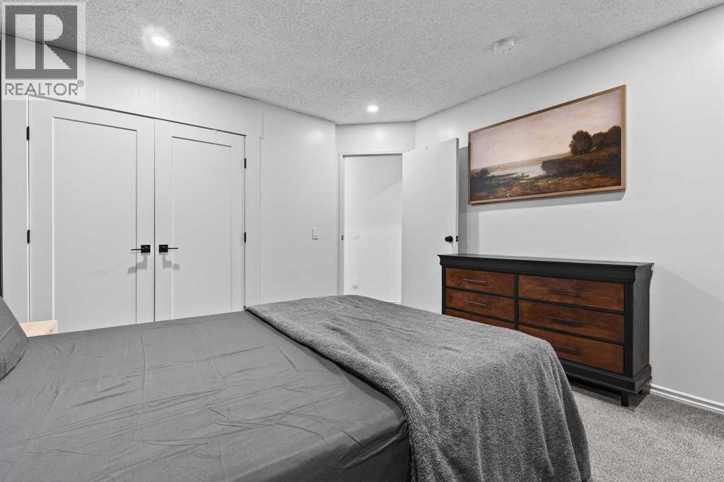 91 Martinwood Court NE, Calgary, Alberta  T3J 3H2 - Photo 23 - A2316529