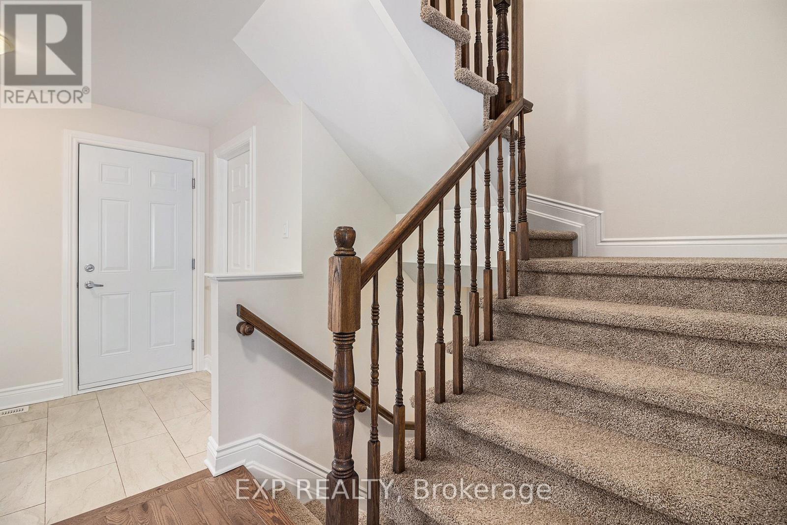 75 Gilberte Street, Clarence-Rockland, Ontario K4K 0M4 - Photo 4 - X13469752