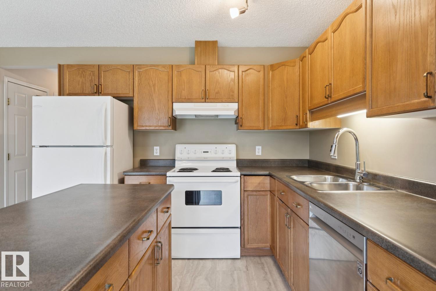 16014 90 St NW, Edmonton, Alberta  T5Z 3P6 - Photo 10 - E4494803