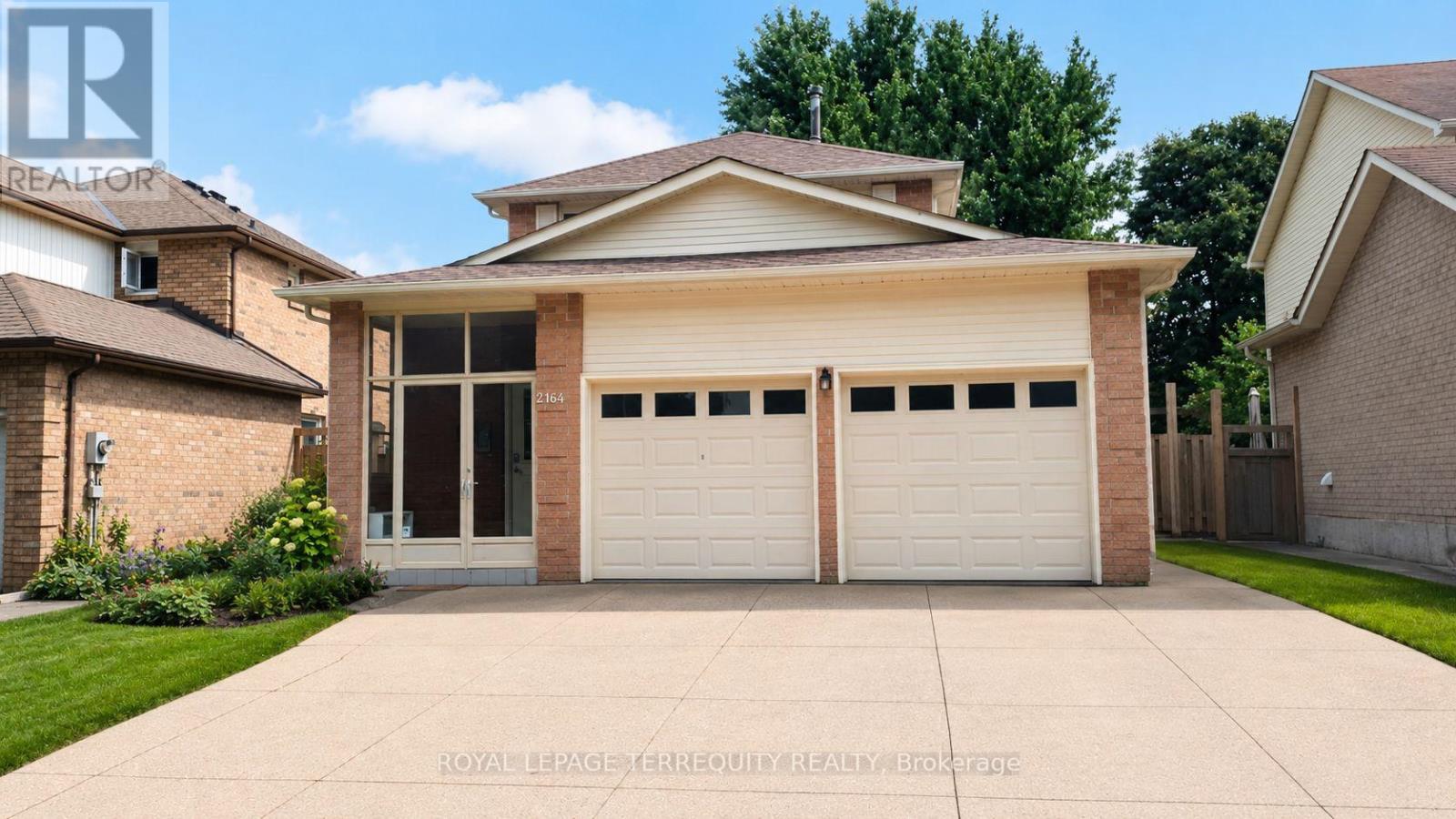 2164 MADDEN BOULEVARD, Oakville, Ontario