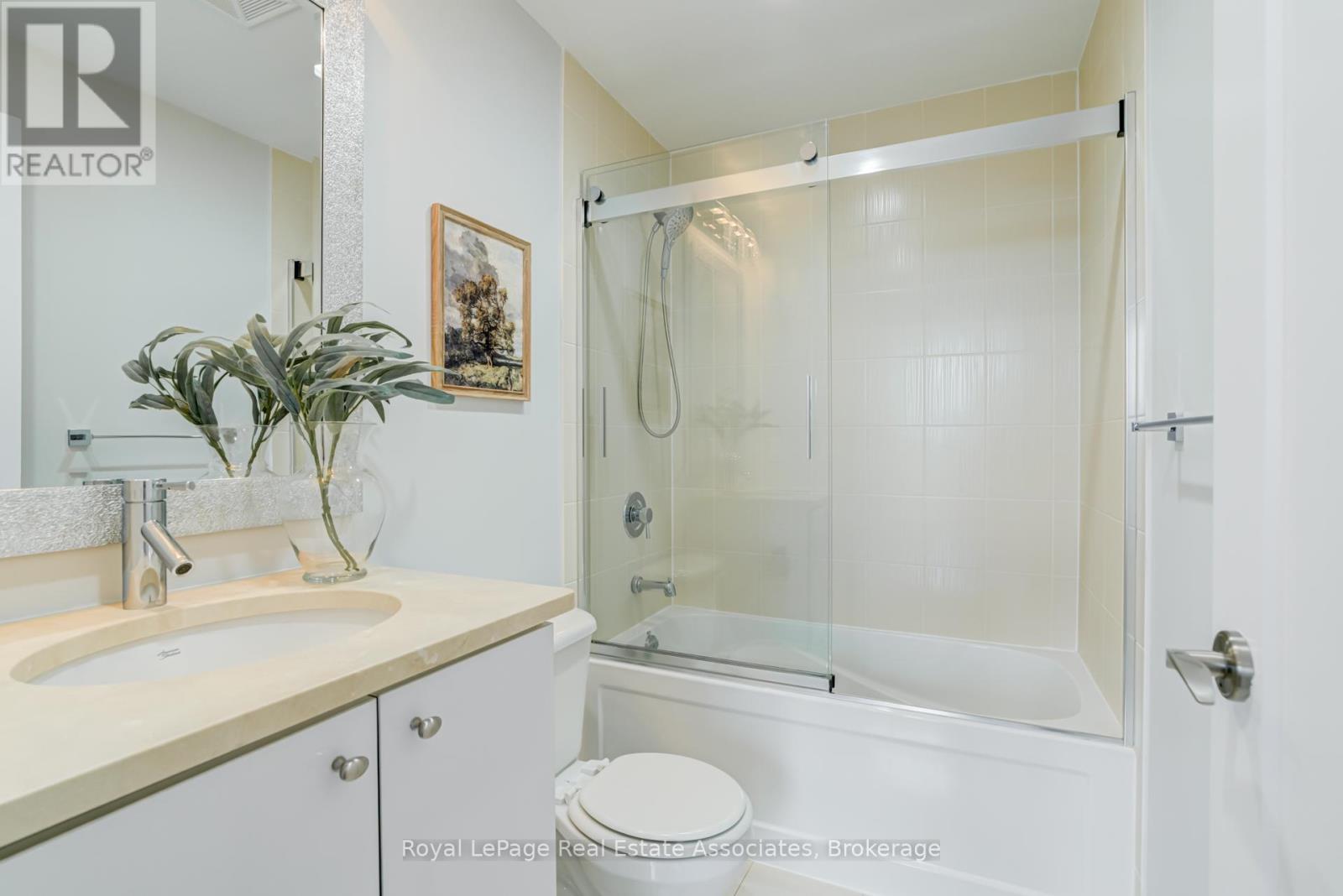 610 - 825 Church Street, Toronto, Ontario  M4W 3Z4 - Photo 14 - C13469780