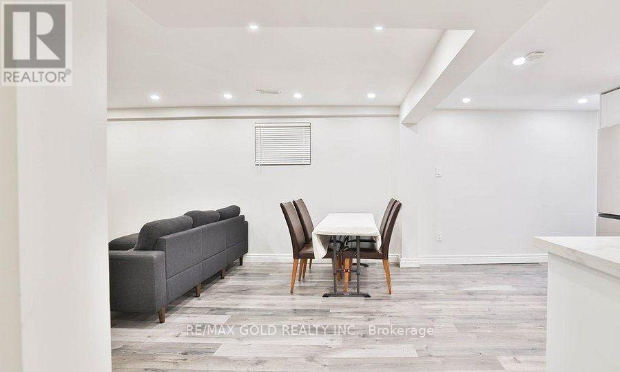 (Bsmt) - 2673 Kingsberry Crescent, Mississauga, Ontario  L5B 2K6 - Photo 9 - W13235982