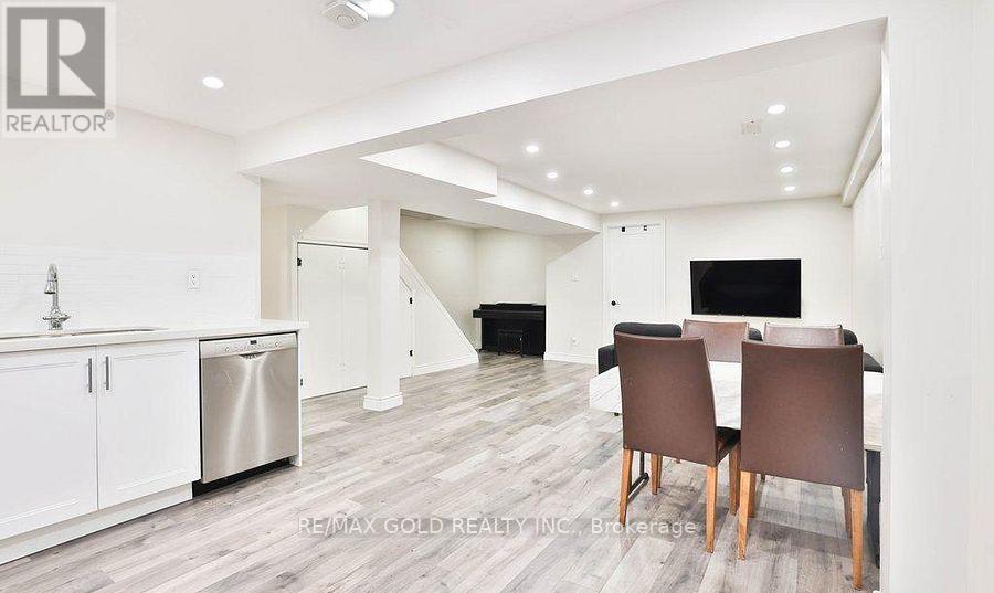 (Bsmt) - 2673 Kingsberry Crescent, Mississauga, Ontario  L5B 2K6 - Photo 8 - W13235982