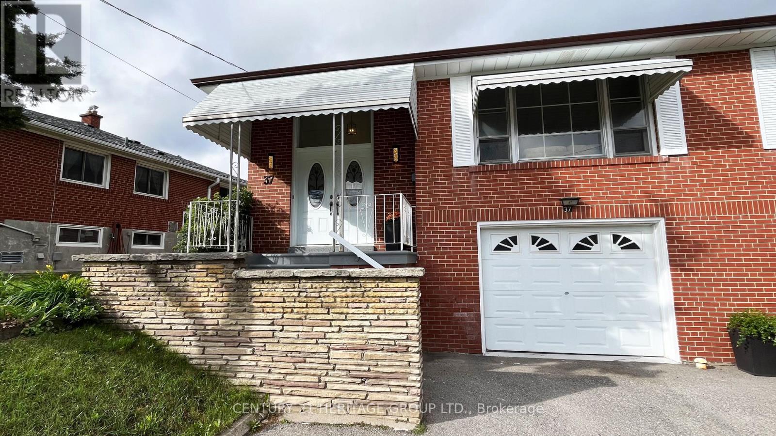 37 GAMBELLO CRESCENT, Toronto, Ontario