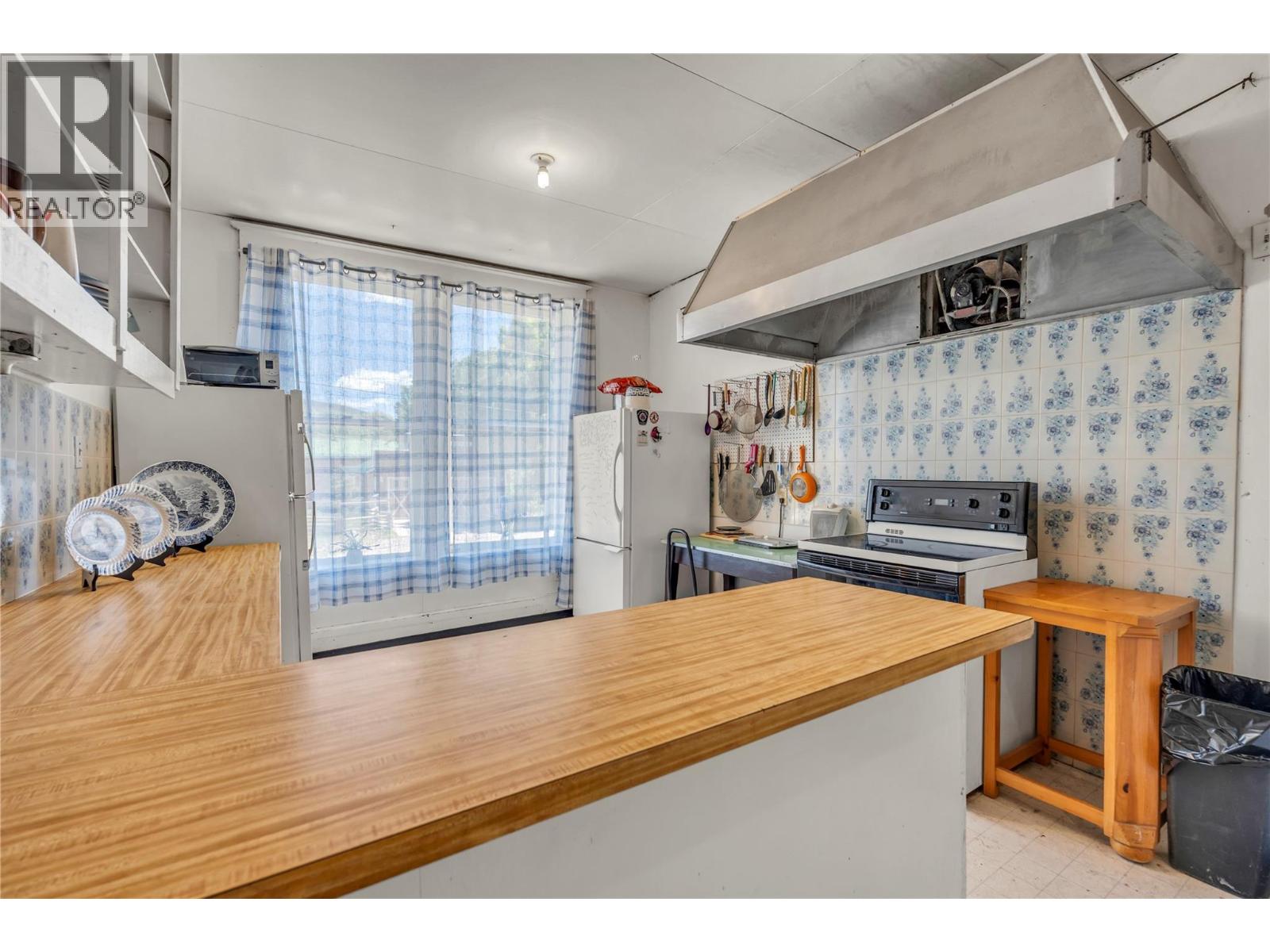 1853 Main Street, Coalmont-Tulameen, British Columbia  V0X 1G0 - Photo 61 - 10391061