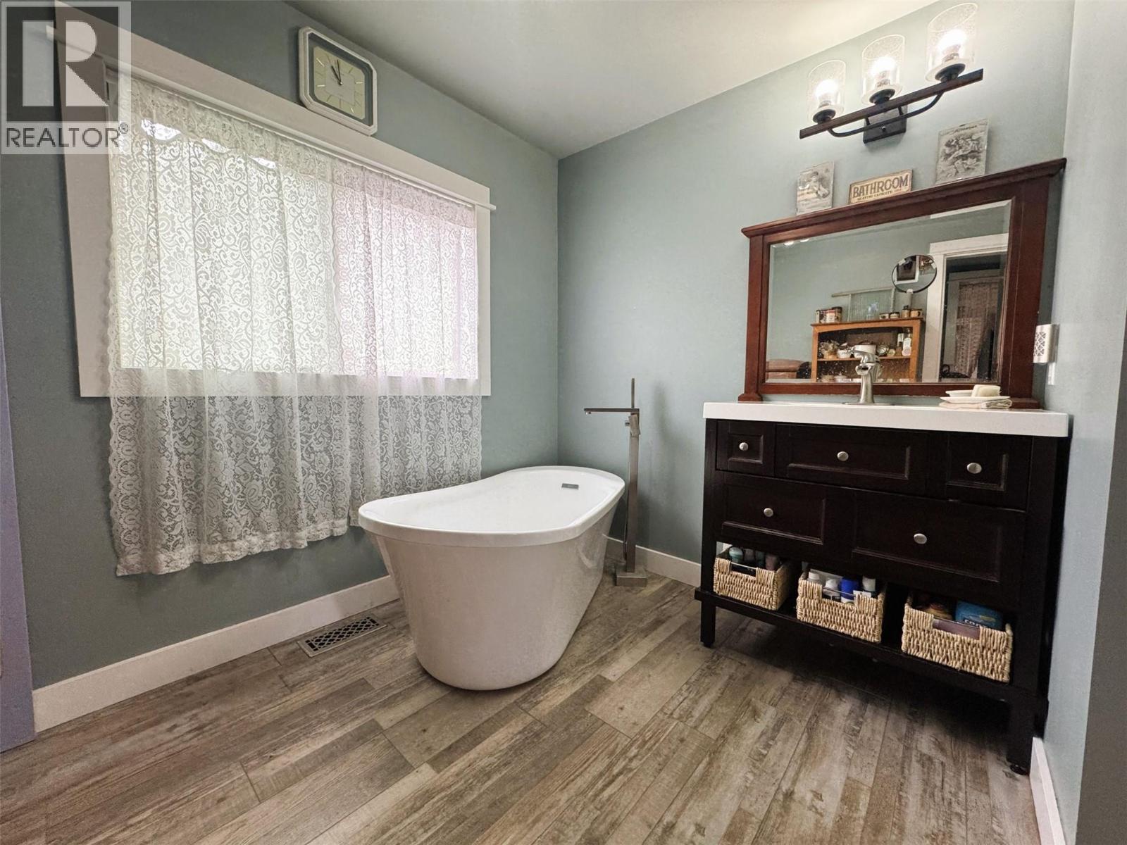 317 South Government Avenue, Greenwood, British Columbia  V0H 1J0 - Photo 12 - 10392044