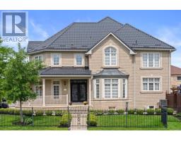 39 TRAILHEAD CRESCENT, Brampton, Ontario