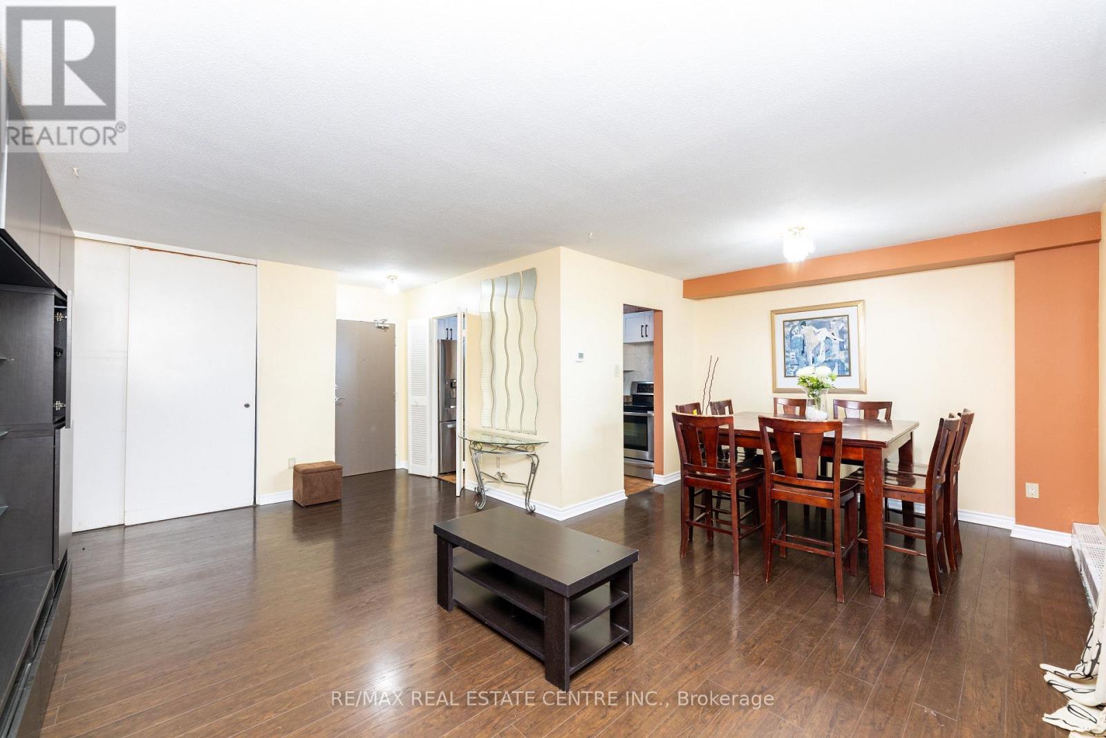 1009 - 3390 Weston Road, Toronto (Humbermede), Ontario  M9M 2X3 - Photo 10 - W13469868