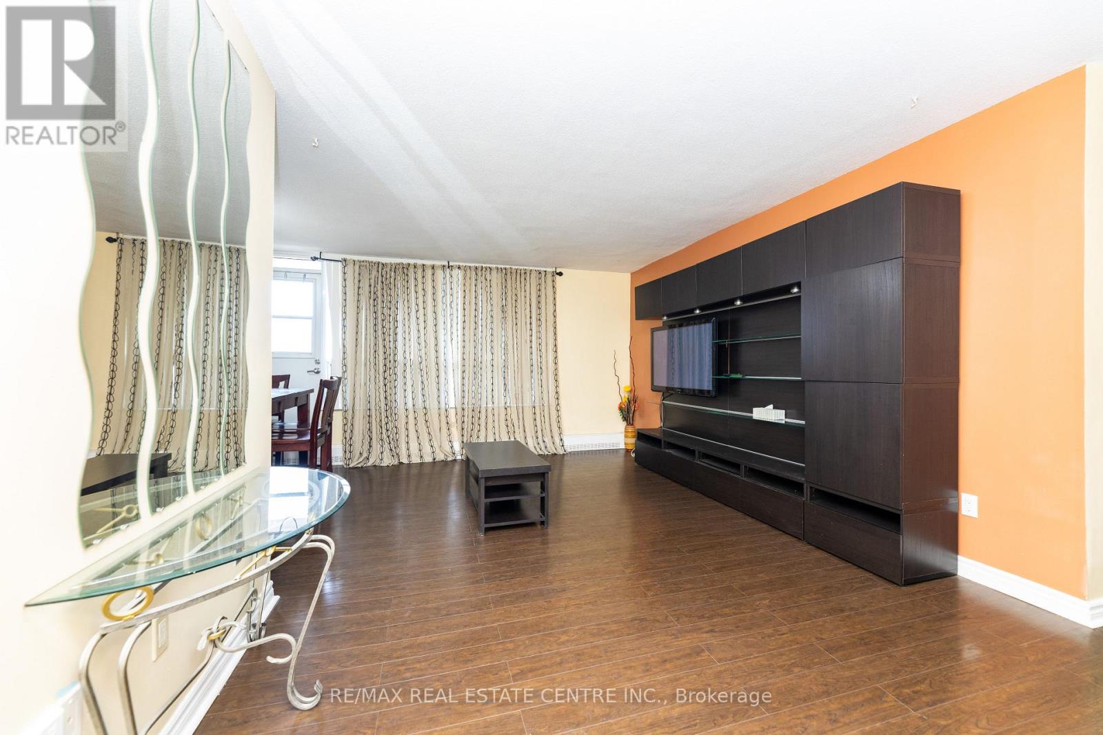 1009 - 3390 Weston Road, Toronto (Humbermede), Ontario  M9M 2X3 - Photo 8 - W13469868