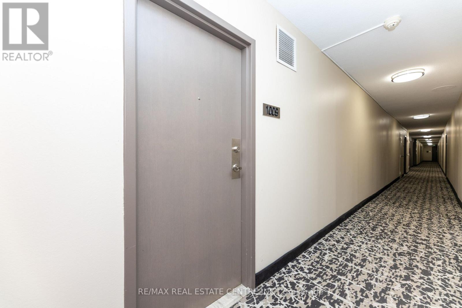 1009 - 3390 Weston Road, Toronto (Humbermede), Ontario  M9M 2X3 - Photo 5 - W13469868