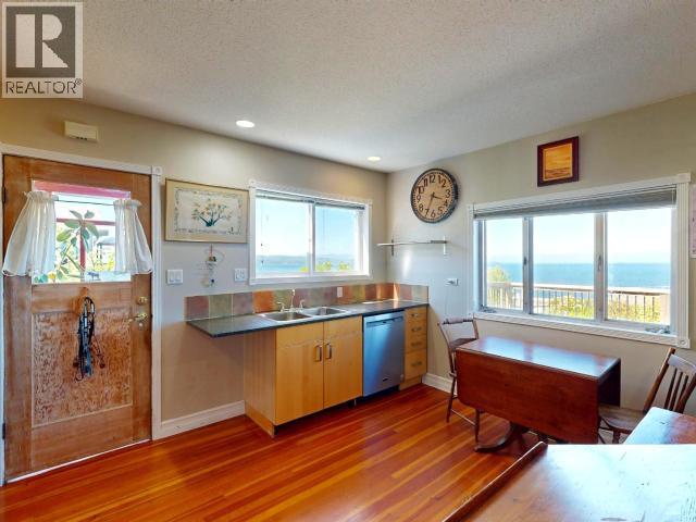 4459 Omineca Ave, Powell River, British Columbia  V8A 2P8 - Photo 10 - 20010