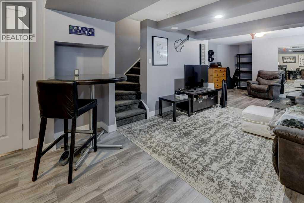 201 Riverview Green, Cochrane, Alberta  T4C 1K3 - Photo 31 - A2321520