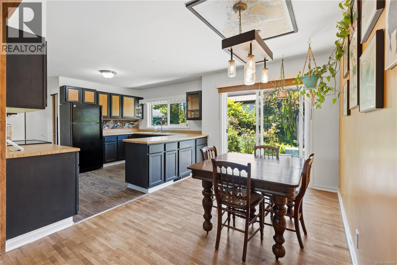 1784 Cypress Rd, Ucluelet, British Columbia V0R 3A0 - Photo 4 - 1040965