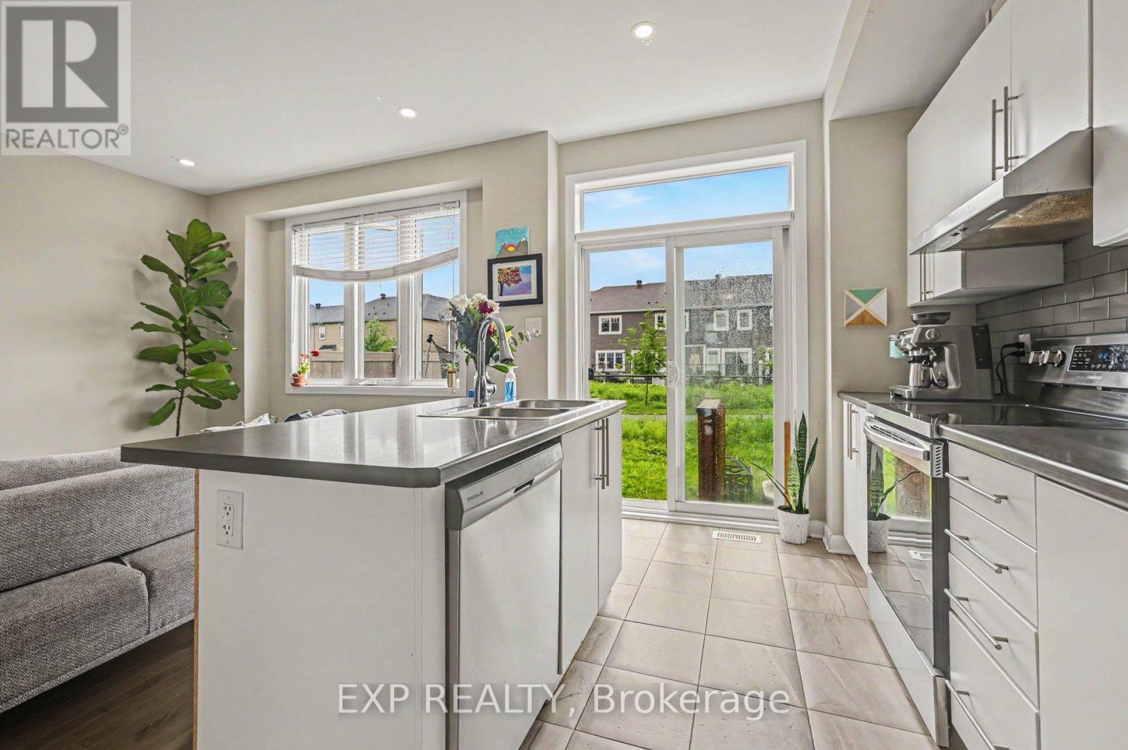 92 Gardenpost Terrace, Ottawa, Ontario K4A 5H2 - Photo 12 - X13469884