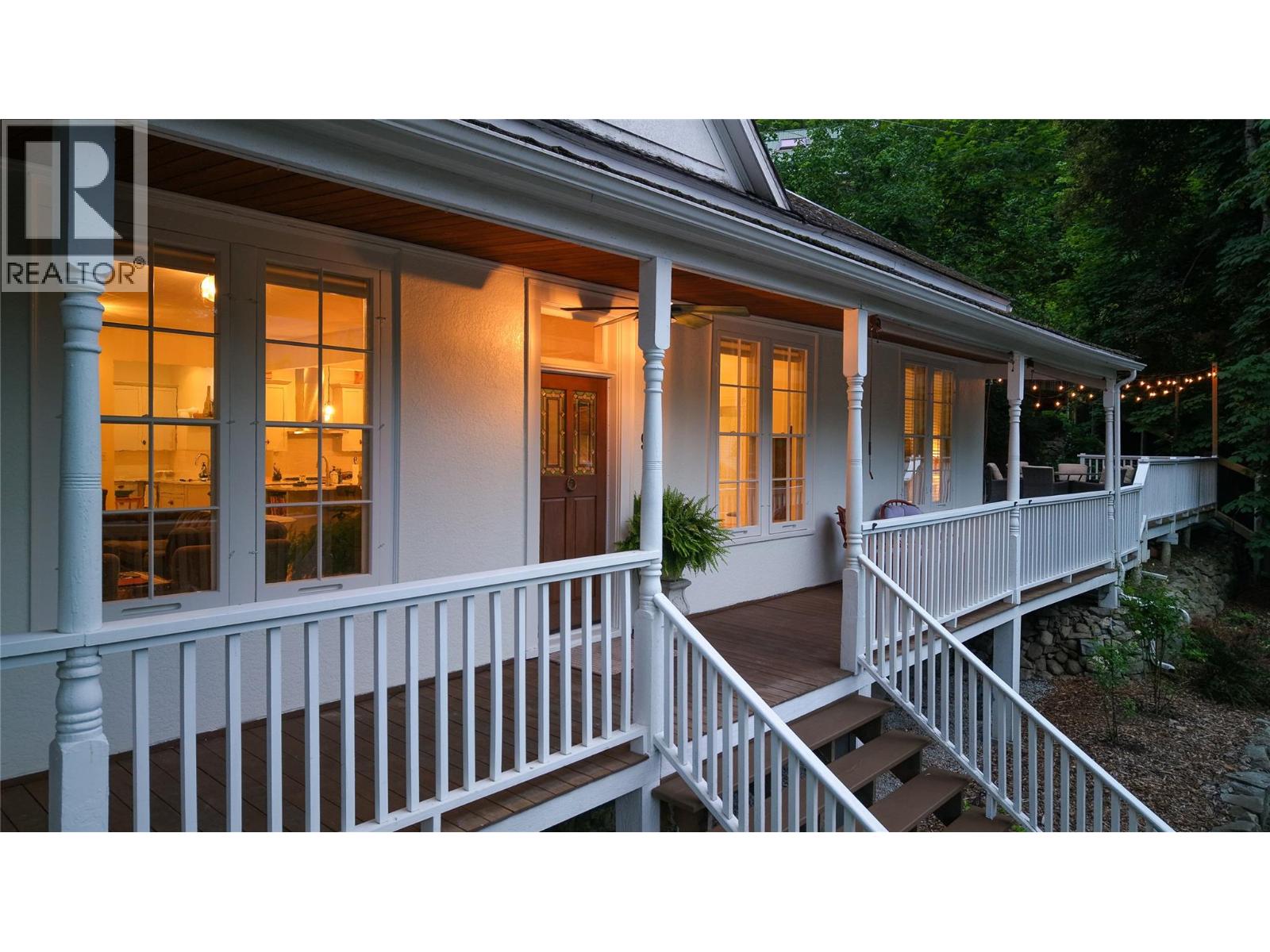 924 Vernon Street, Nelson, British Columbia  V1L 4G6 - Photo 38 - 10392116