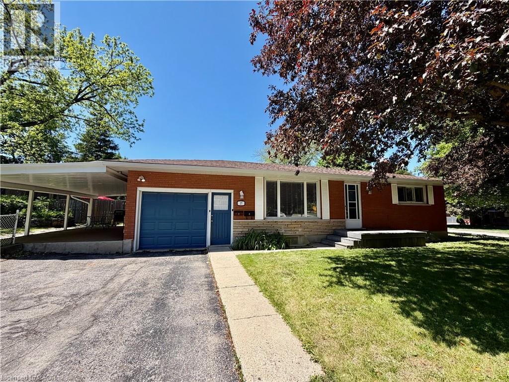 27 ELIZABETH Street, Cambridge, Ontario