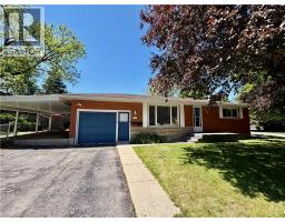 27 ELIZABETH Street, Cambridge, Ontario