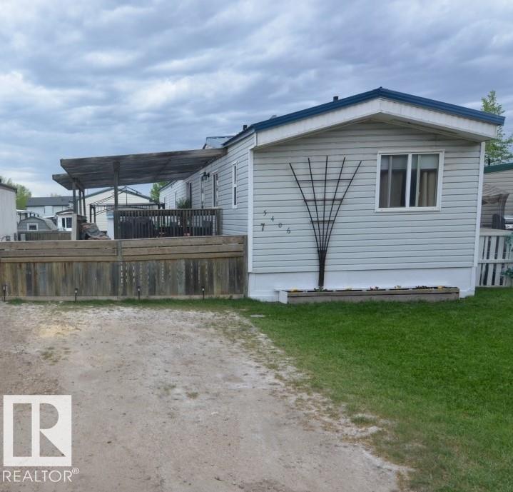 #7 5406 52 ST, Tofield, Alberta