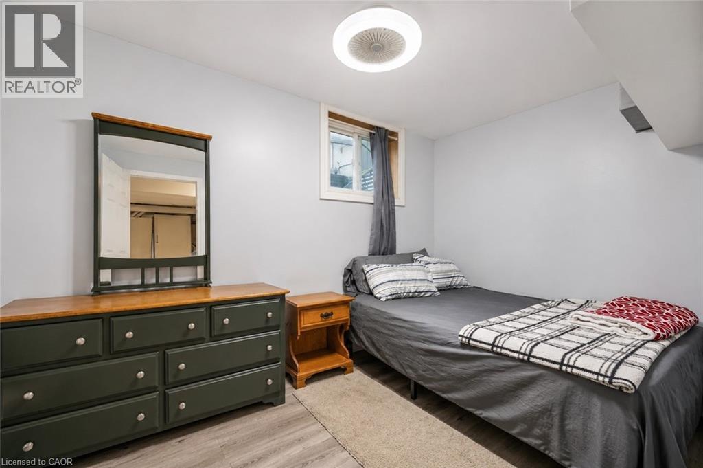 35 Vicmount Drive, Kitchener, Ontario  N2M 2A2 - Photo 12 - 40837557