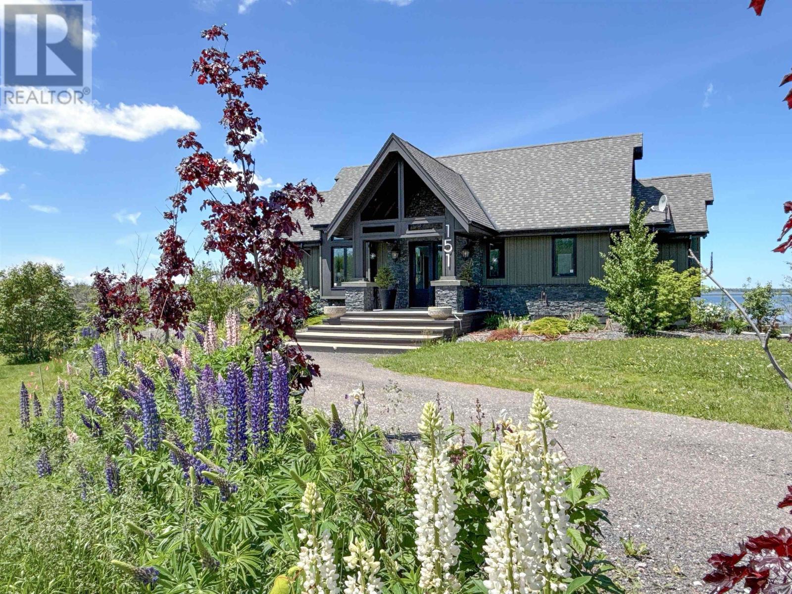 151 Sunset Drive, Oyster Bed Bridge, Prince Edward Island  C1E 2X8 - Photo 2 - 202600071