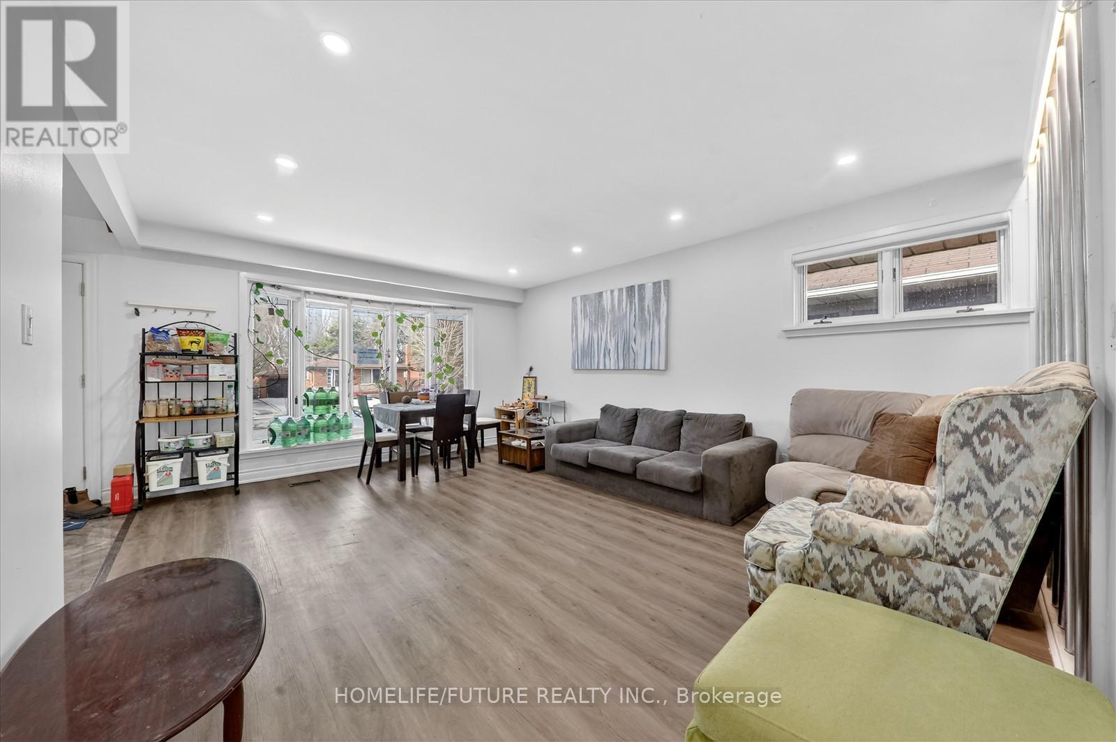21 Aspendale Drive, Toronto, Ontario  M1P 4J7 - Photo 6 - E13468228