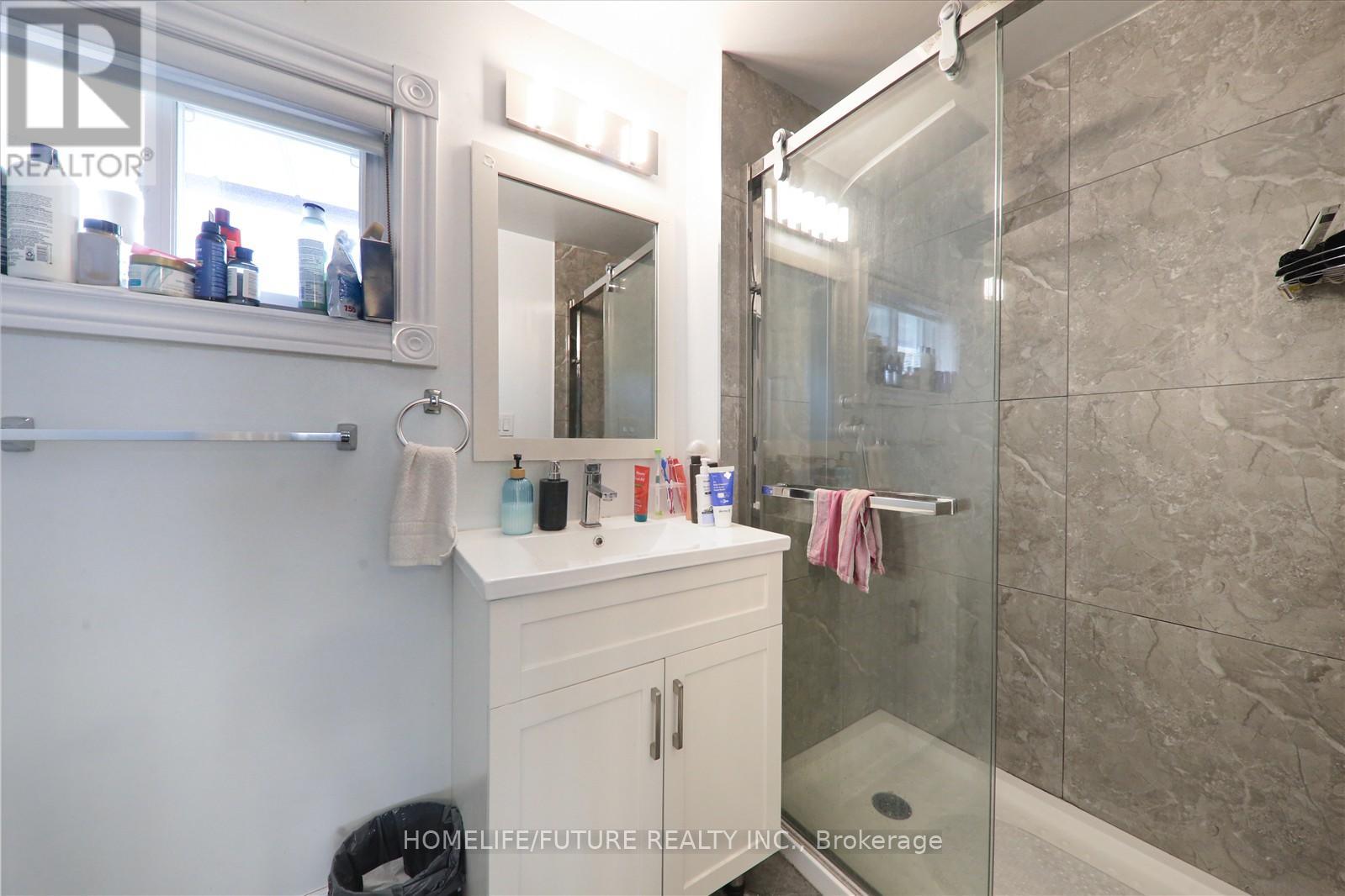 21 Aspendale Drive, Toronto, Ontario  M1P 4J7 - Photo 17 - E13468228