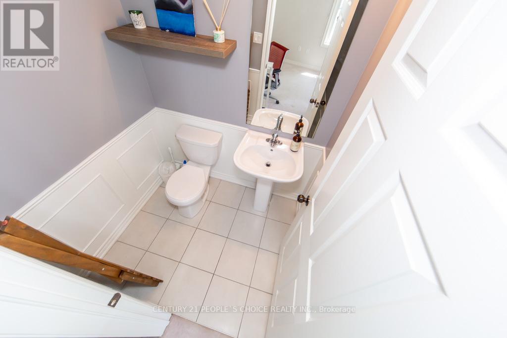 36 Comfort Way, Whitby, Ontario L1N 0K5 - Photo 37 - E13470004