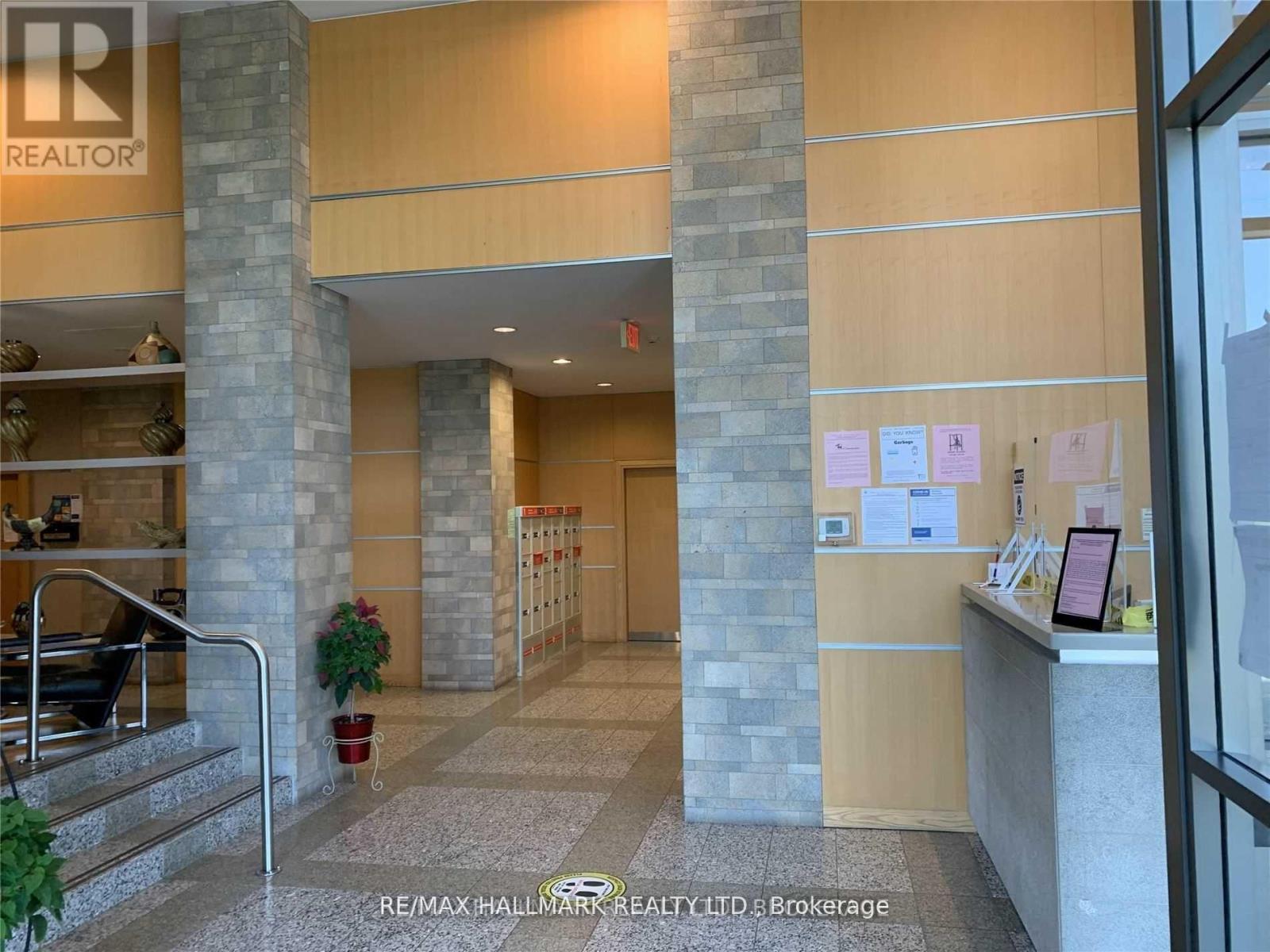 812 - 68 Grangeway Avenue, Toronto, Ontario  M1H 0A1 - Photo 2 - E13470006