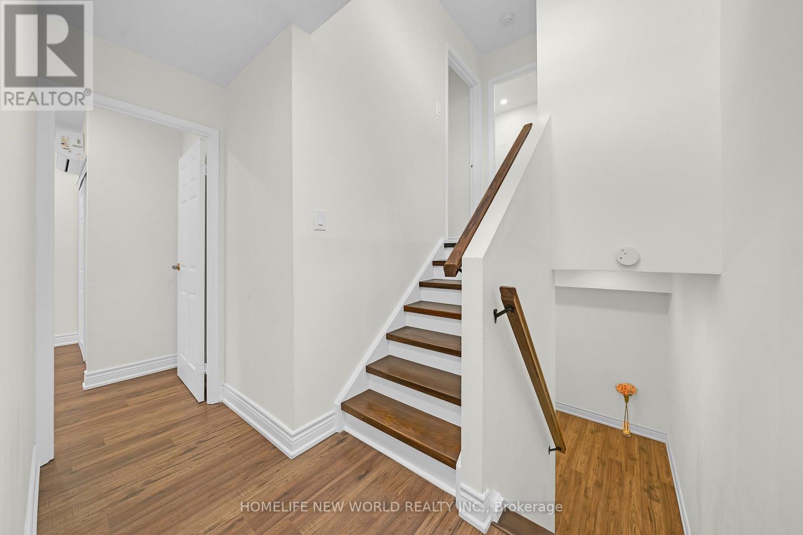38 Springfair Avenue, Aurora, Ontario  L4G 3M2 - Photo 11 - N13412722