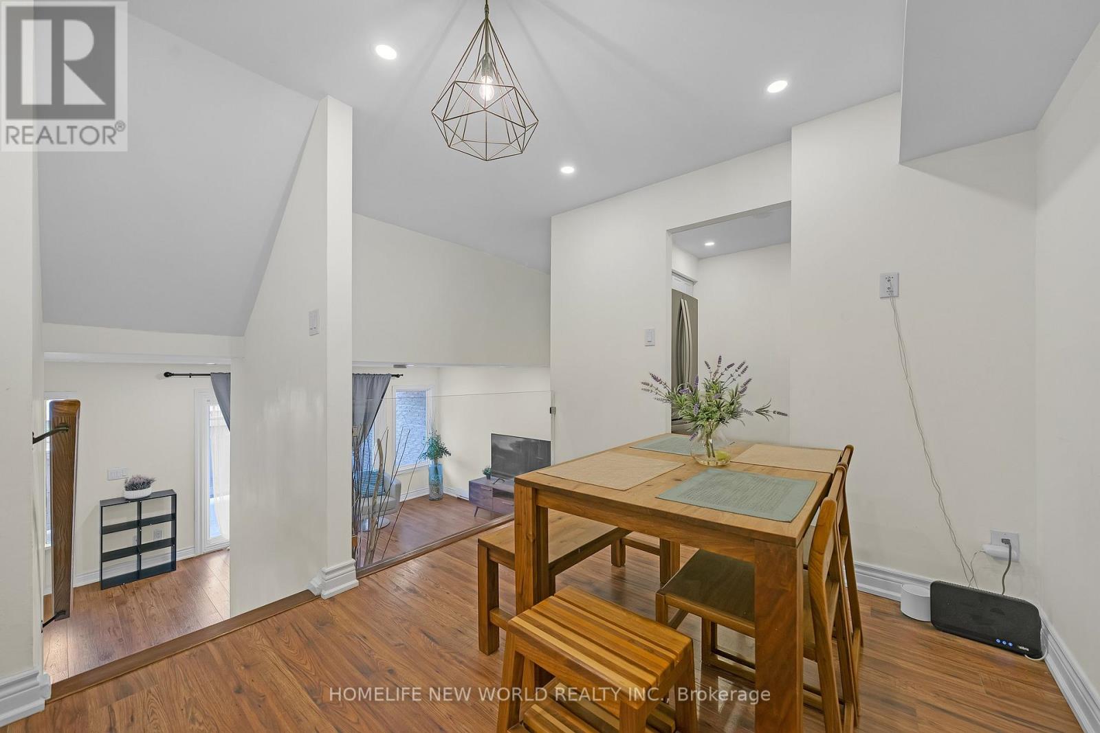 38 Springfair Avenue, Aurora, Ontario  L4G 3M2 - Photo 7 - N13412722