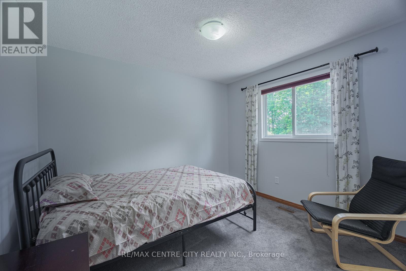 18 Kennedy Place, London East, Ontario  N5V 4W1 - Photo 14 - X13448176