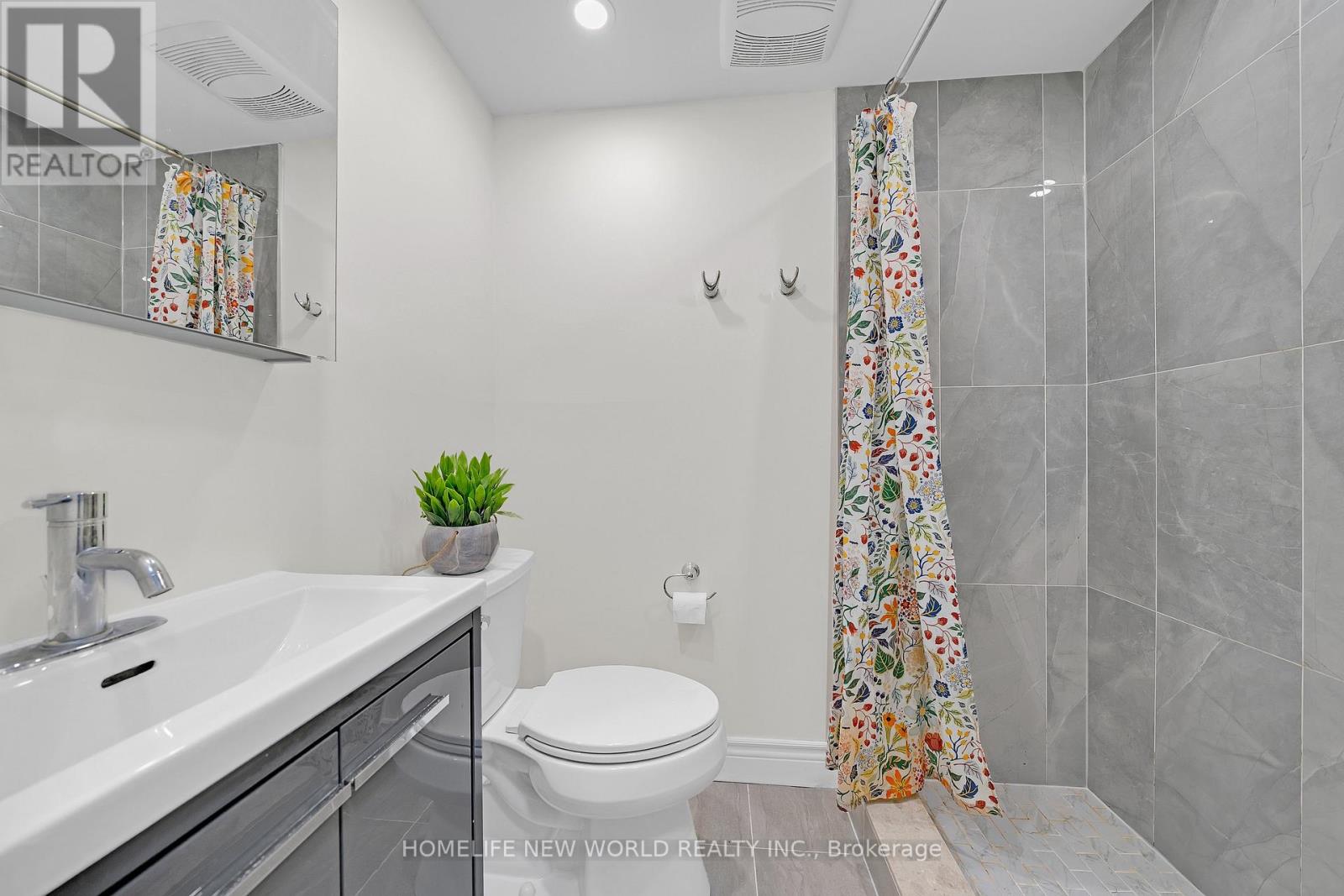 38 Springfair Avenue, Aurora, Ontario  L4G 3M2 - Photo 19 - N13412722