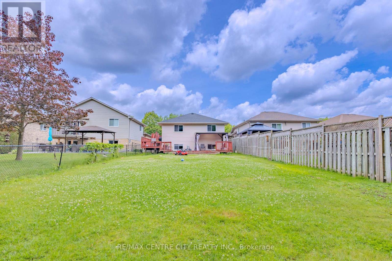 18 Kennedy Place, London East, Ontario  N5V 4W1 - Photo 30 - X13448176