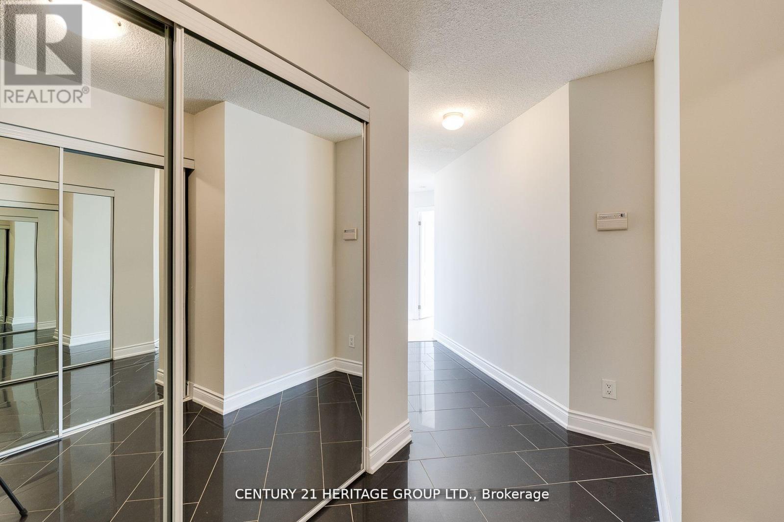 709 - 7 North Park Road, Vaughan, Ontario  L4J 0C9 - Photo 5 - N13469914