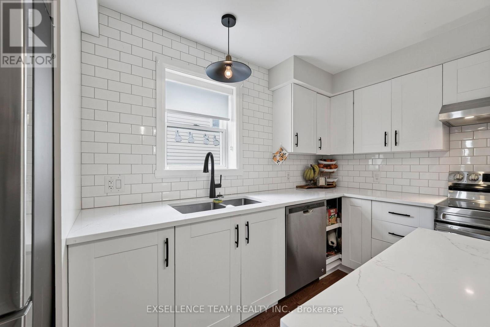 99 Lochiel Street E, North Glengarry, Ontario  K0C 1A0 - Photo 11 - X13469924