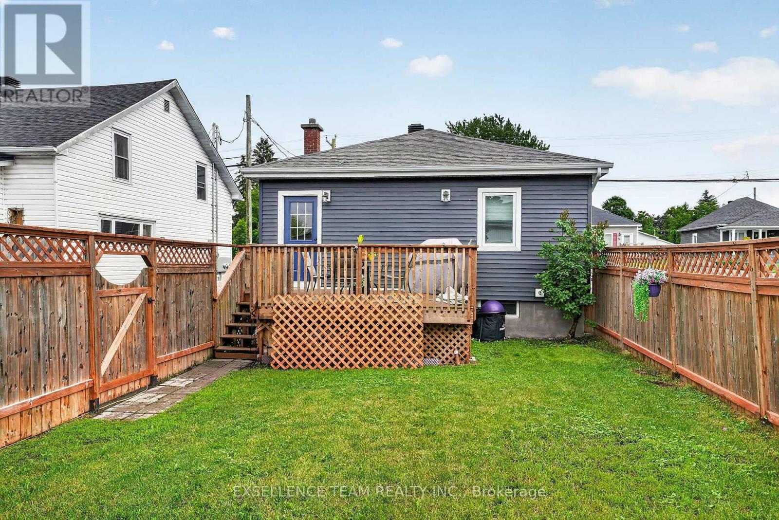 99 Lochiel Street E, North Glengarry, Ontario  K0C 1A0 - Photo 38 - X13469924