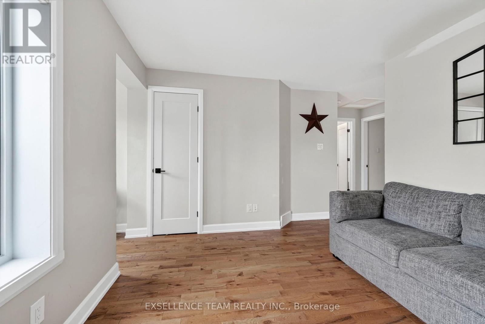 99 Lochiel Street E, North Glengarry, Ontario  K0C 1A0 - Photo 8 - X13469924