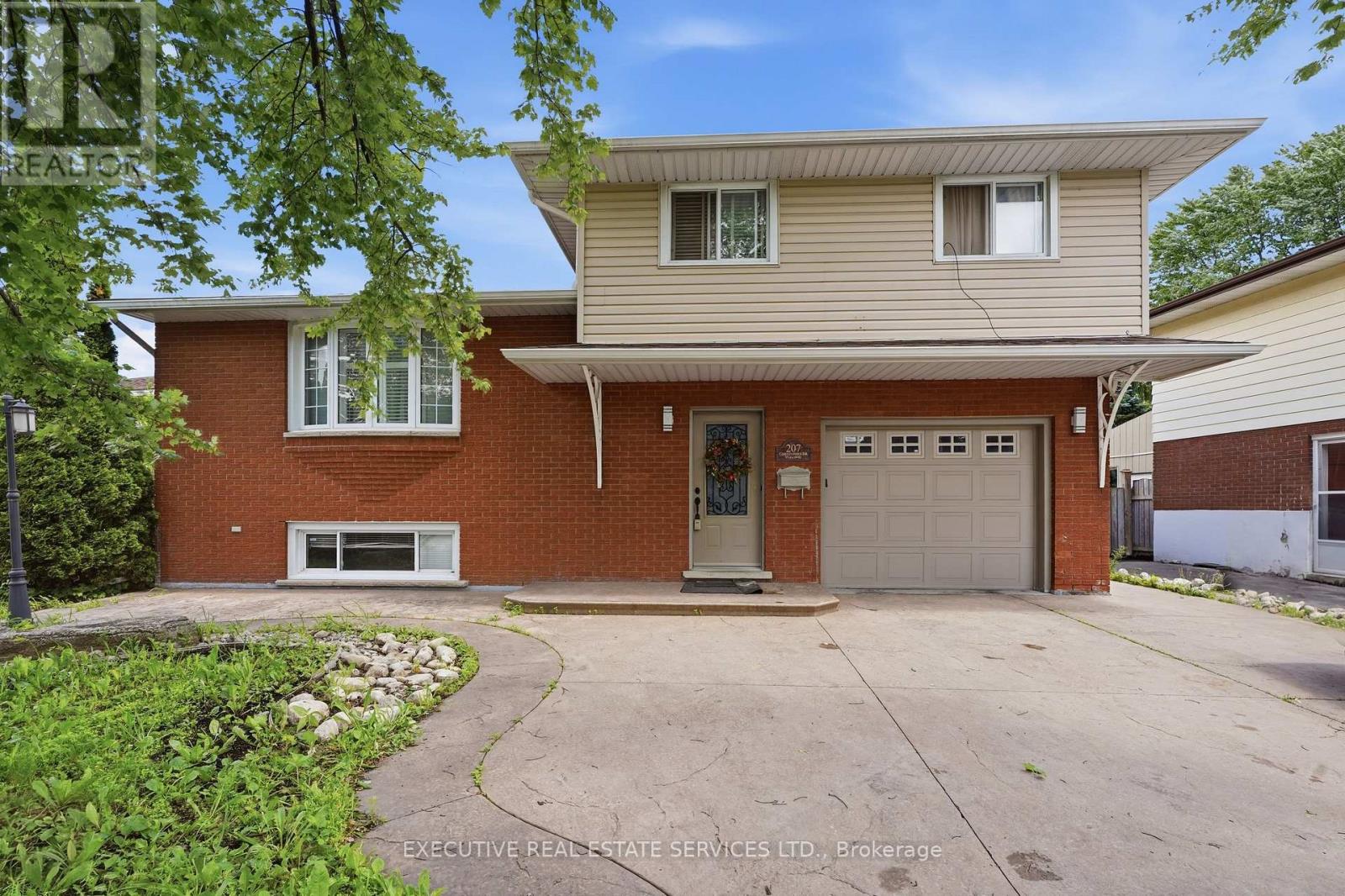 207 CHRISTOPHER DRIVE, Cambridge, Ontario