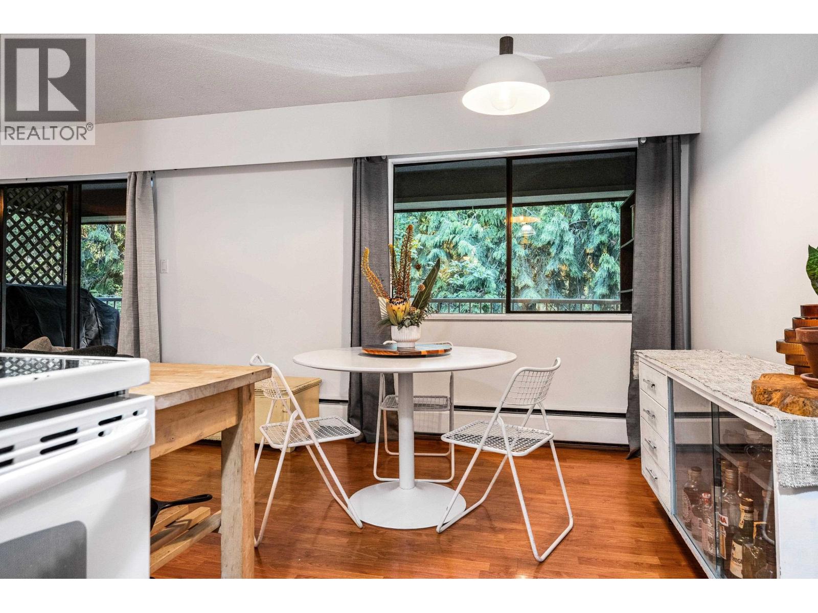402 5340 Hastings Street, Burnaby, British Columbia  V5B 1R1 - Photo 7 - R3138013