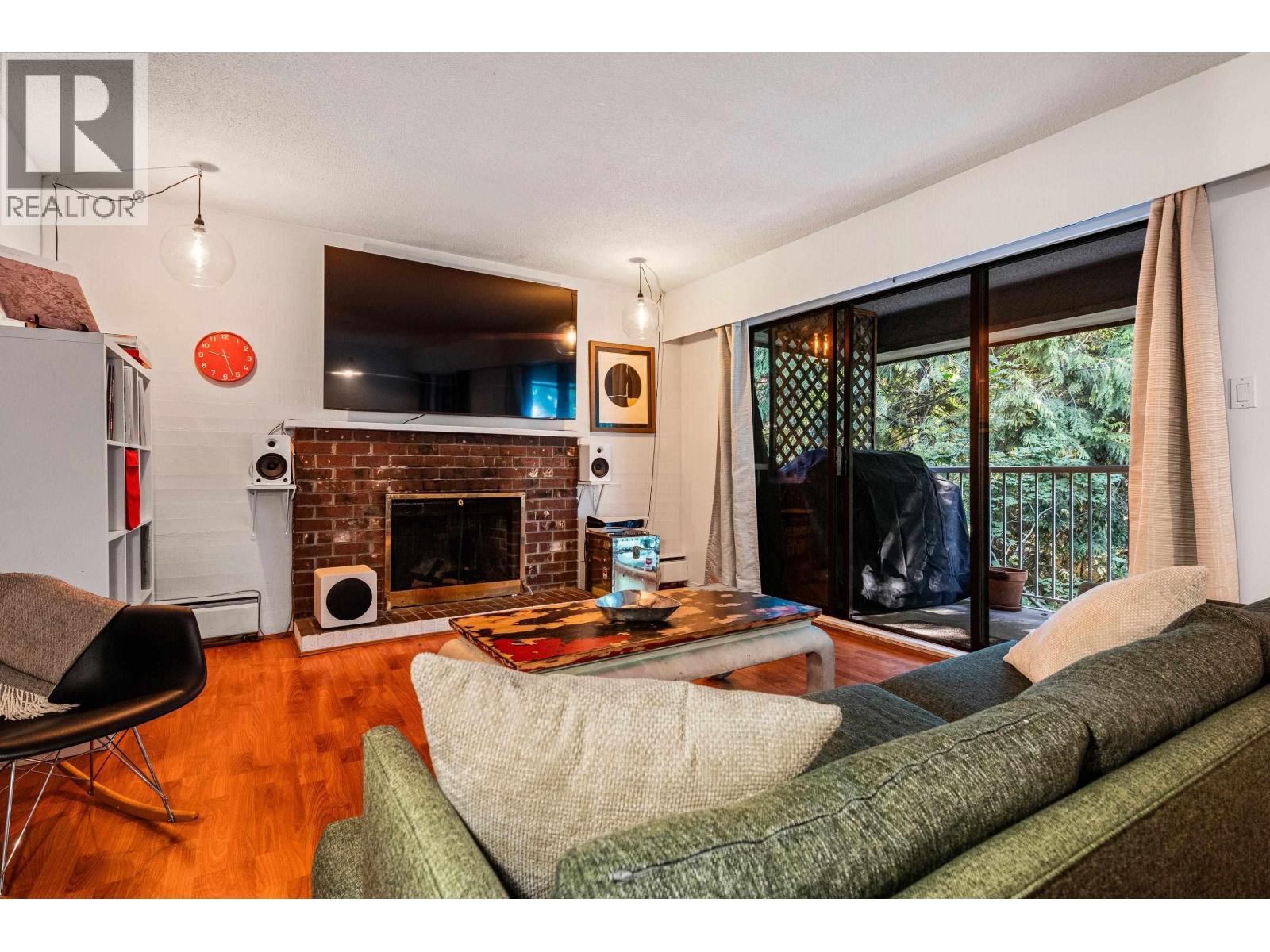 402 5340 Hastings Street, Burnaby, British Columbia  V5B 1R1 - Photo 14 - R3138013